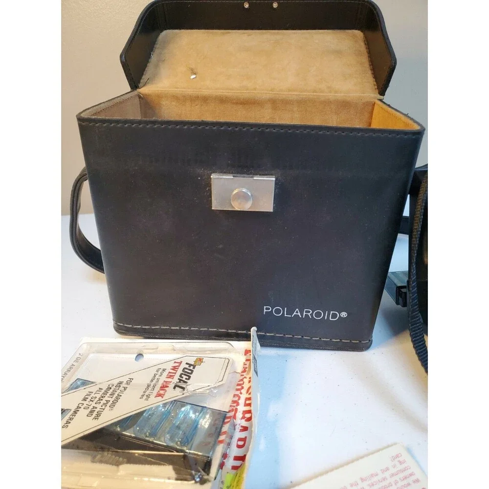 Polaroid Pronto! Land Camera Black Version With Case And Instructions Light Bar